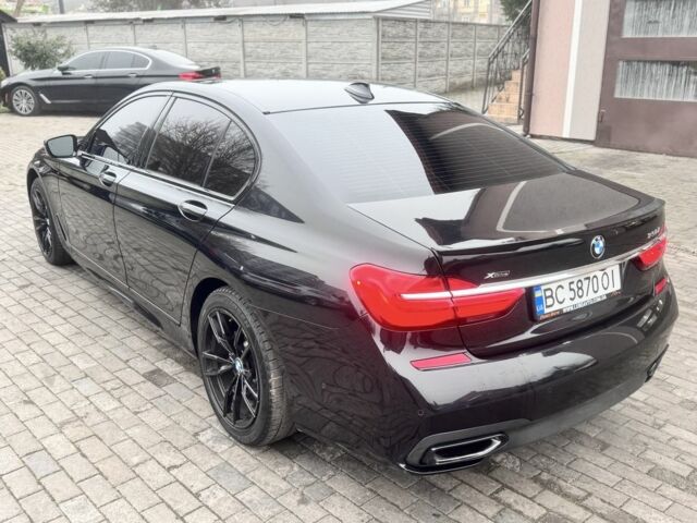 Чорний БМВ 7 Серія, об'ємом двигуна 4.4 л та пробігом 56 тис. км за 25800 $, фото 15 на Automoto.ua