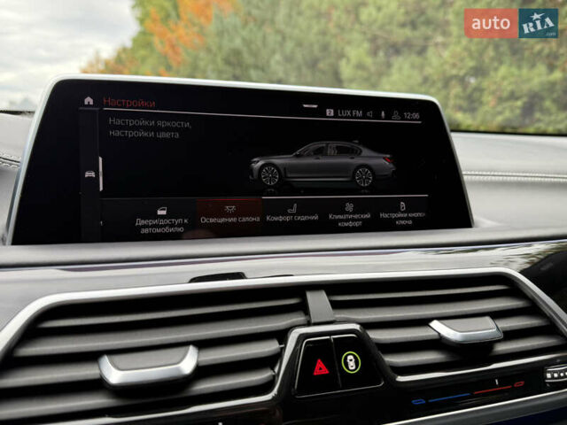 Черный БМВ 7 Серия, объемом двигателя 3 л и пробегом 107 тыс. км за 74950 $, фото 71 на Automoto.ua