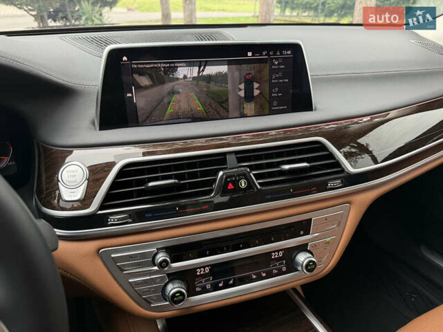 Черный БМВ 7 Серия, объемом двигателя 3 л и пробегом 83 тыс. км за 55000 $, фото 22 на Automoto.ua