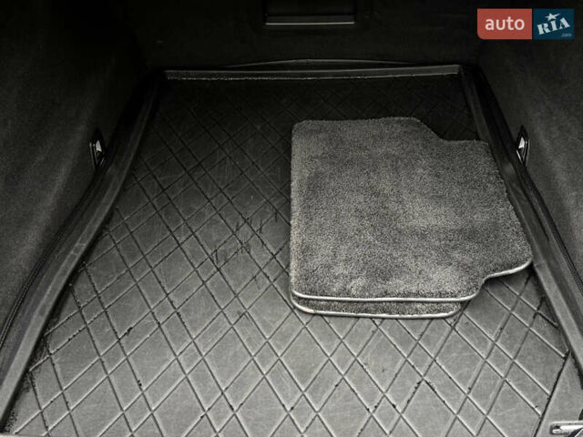 Черный БМВ 7 Серия, объемом двигателя 3 л и пробегом 107 тыс. км за 74950 $, фото 125 на Automoto.ua