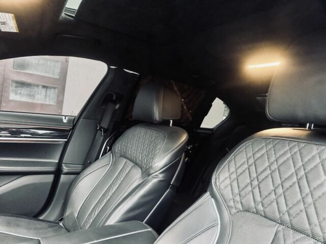 Чорний БМВ 7 Серія, об'ємом двигуна 4.4 л та пробігом 56 тис. км за 25800 $, фото 10 на Automoto.ua