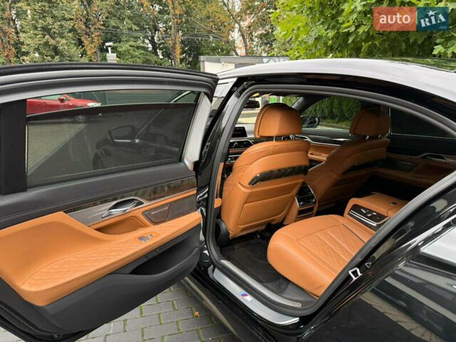 Черный БМВ 7 Серия, объемом двигателя 2.99 л и пробегом 71 тыс. км за 71000 $, фото 10 на Automoto.ua