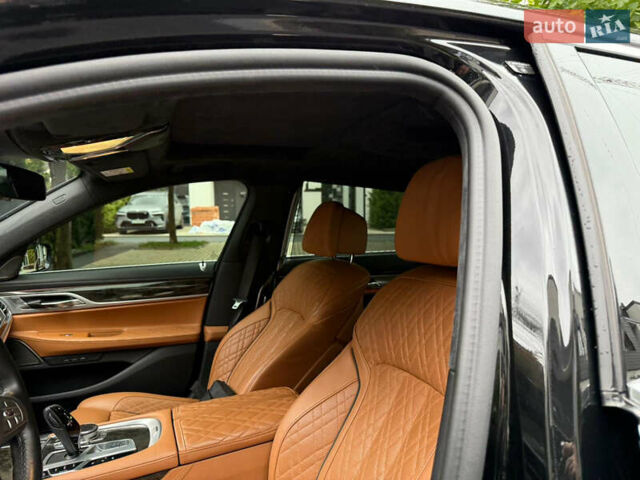 Черный БМВ 7 Серия, объемом двигателя 2.99 л и пробегом 71 тыс. км за 71000 $, фото 8 на Automoto.ua