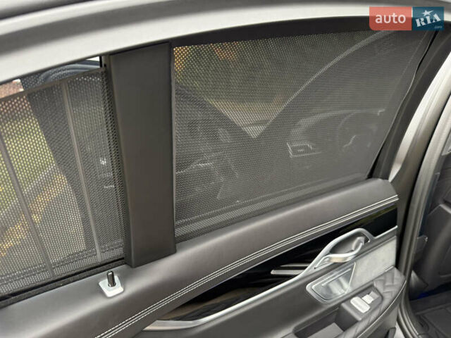 Черный БМВ 7 Серия, объемом двигателя 3 л и пробегом 107 тыс. км за 74950 $, фото 111 на Automoto.ua