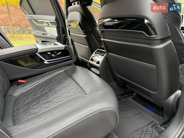 Черный БМВ 7 Серия, объемом двигателя 3 л и пробегом 107 тыс. км за 74950 $, фото 103 на Automoto.ua