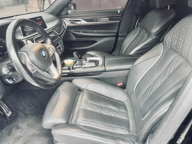 Чорний БМВ 7 Серія, об'ємом двигуна 4.4 л та пробігом 56 тис. км за 25800 $, фото 14 на Automoto.ua