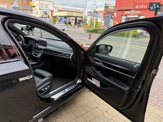 БМВ 7 Серія 2019 у Львові на Automoto.ua Чорний БМВ 7 Серія, об'ємом двигуна 3 л та пробігом 141 тис. км за 36400 $, фото 49 на Automoto.ua