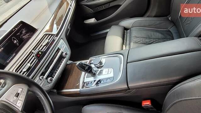 Черный БМВ 7 Серия, объемом двигателя 3 л и пробегом 83 тыс. км за 68600 $, фото 17 на Automoto.ua