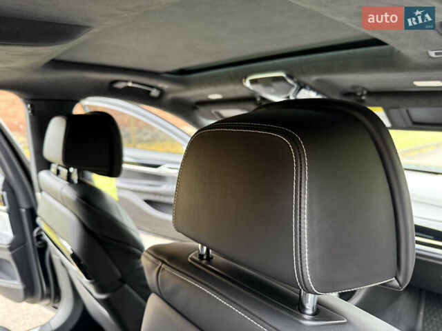 Черный БМВ 7 Серия, объемом двигателя 3 л и пробегом 107 тыс. км за 74950 $, фото 110 на Automoto.ua