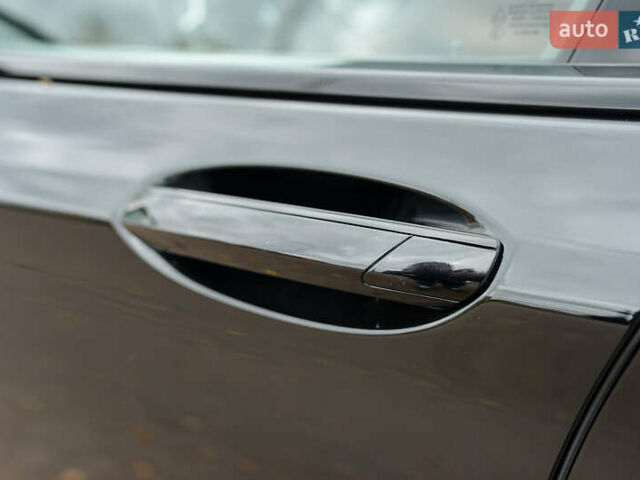 Черный БМВ 7 Серия, объемом двигателя 4.39 л и пробегом 118 тыс. км за 59888 $, фото 17 на Automoto.ua