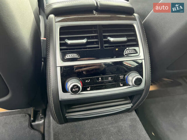 Черный БМВ 7 Серия, объемом двигателя 3 л и пробегом 75 тыс. км за 59000 $, фото 34 на Automoto.ua