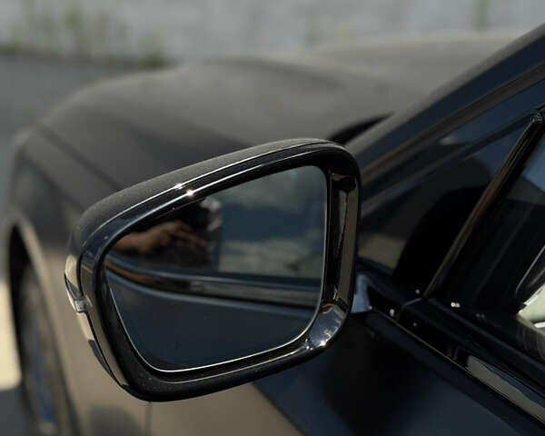 Черный БМВ 7 Серия, объемом двигателя 2.99 л и пробегом 68 тыс. км за 83000 $, фото 7 на Automoto.ua