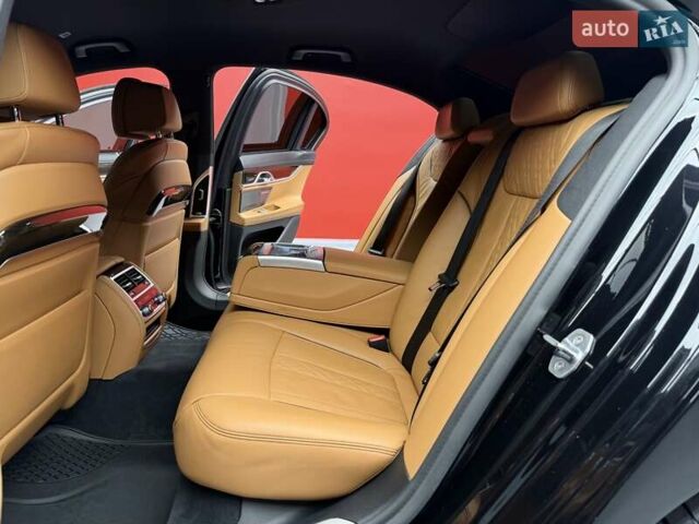 Черный БМВ 7 Серия, объемом двигателя 3 л и пробегом 109 тыс. км за 73900 $, фото 41 на Automoto.ua