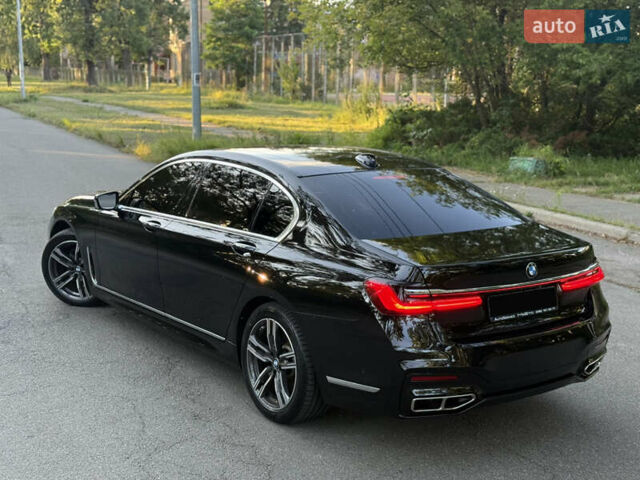 БМВ 7 Серія 2020 у Києві на Automoto.ua Чорний БМВ 7 Серія, об'ємом двигуна 3 л та пробігом 126 тис. км за 53000 $, фото 12 на Automoto.ua