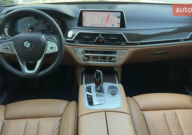 Черный БМВ 7 Серия, объемом двигателя 2.99 л и пробегом 105 тыс. км за 59900 $, фото 9 на Automoto.ua