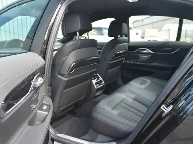 Черный БМВ 7 Серия, объемом двигателя 3 л и пробегом 121 тыс. км за 39000 $, фото 11 на Automoto.ua