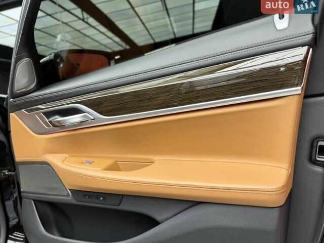 Черный БМВ 7 Серия, объемом двигателя 3 л и пробегом 109 тыс. км за 73900 $, фото 56 на Automoto.ua