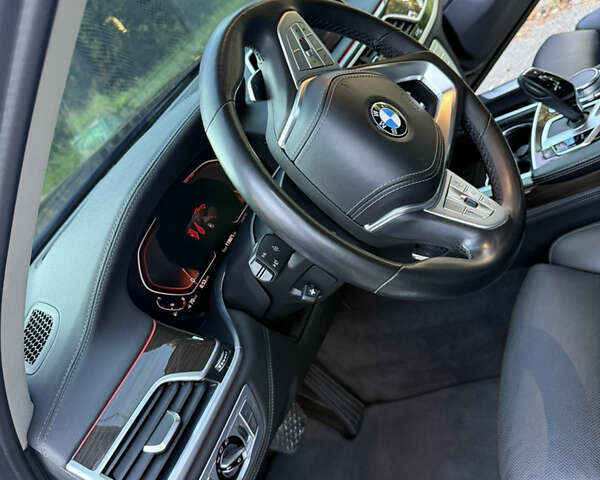 БМВ 7 Серія 2020 у Києві на Automoto.ua Чорний БМВ 7 Серія, об'ємом двигуна 3 л та пробігом 126 тис. км за 53000 $, фото 28 на Automoto.ua