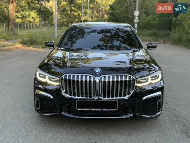 БМВ 7 Серія 2020 у Києві на Automoto.ua Чорний БМВ 7 Серія, об'ємом двигуна 3 л та пробігом 126 тис. км за 53000 $, фото 2 на Automoto.ua