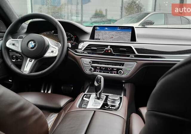 Черный БМВ 7 Серия, объемом двигателя 6.59 л и пробегом 48 тыс. км за 90000 $, фото 12 на Automoto.ua