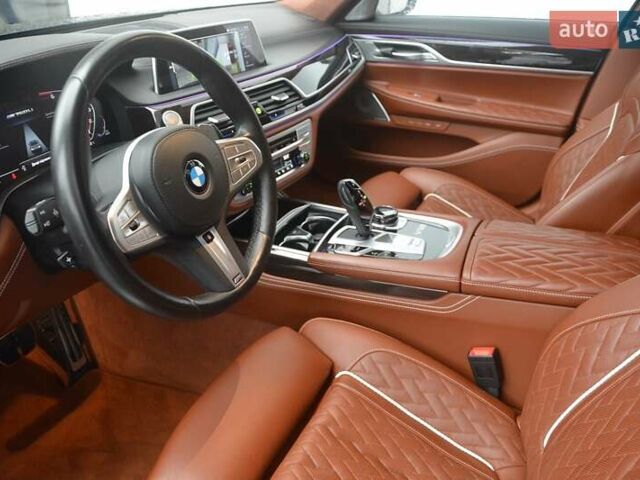 Черный БМВ 7 Серия, объемом двигателя 6.59 л и пробегом 79 тыс. км за 87000 $, фото 4 на Automoto.ua