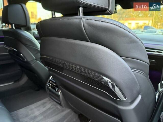 Черный БМВ 7 Серия, объемом двигателя 4.39 л и пробегом 122 тыс. км за 56999 $, фото 67 на Automoto.ua