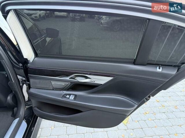 Черный БМВ 7 Серия, объемом двигателя 4.39 л и пробегом 122 тыс. км за 56999 $, фото 61 на Automoto.ua