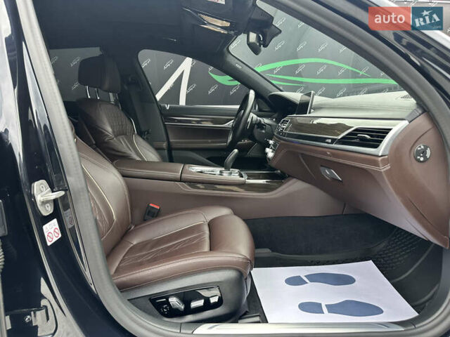 Черный БМВ 7 Серия, объемом двигателя 6.59 л и пробегом 62 тыс. км за 72999 $, фото 29 на Automoto.ua