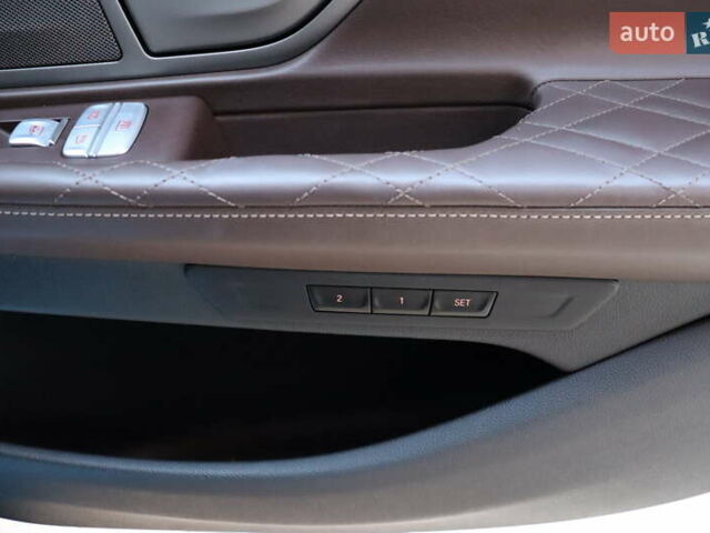 Черный БМВ 7 Серия, объемом двигателя 3 л и пробегом 119 тыс. км за 66900 $, фото 54 на Automoto.ua