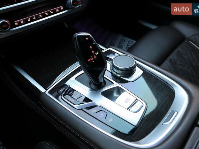 Черный БМВ 7 Серия, объемом двигателя 3 л и пробегом 119 тыс. км за 66900 $, фото 32 на Automoto.ua