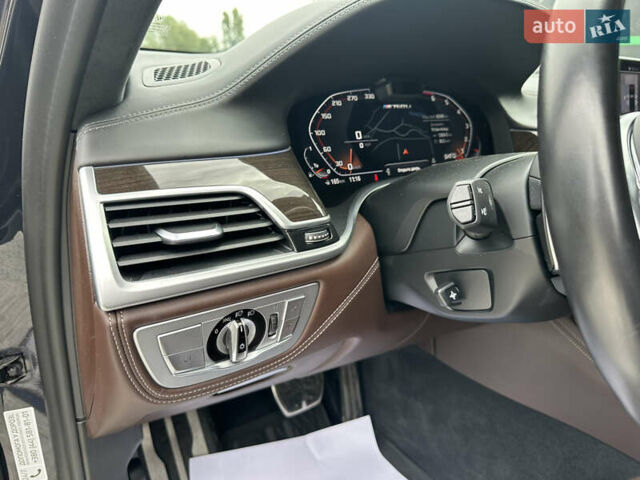 Черный БМВ 7 Серия, объемом двигателя 6.59 л и пробегом 62 тыс. км за 72999 $, фото 10 на Automoto.ua