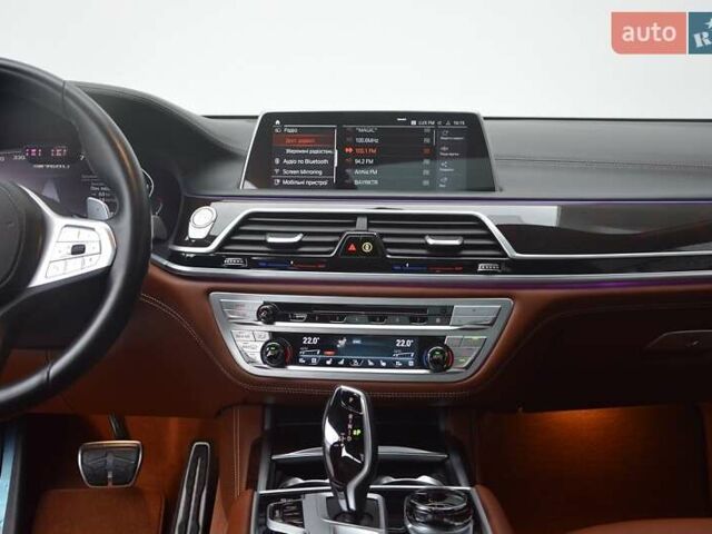 Черный БМВ 7 Серия, объемом двигателя 6.59 л и пробегом 79 тыс. км за 87000 $, фото 7 на Automoto.ua