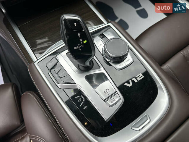 Черный БМВ 7 Серия, объемом двигателя 6.59 л и пробегом 62 тыс. км за 72999 $, фото 12 на Automoto.ua