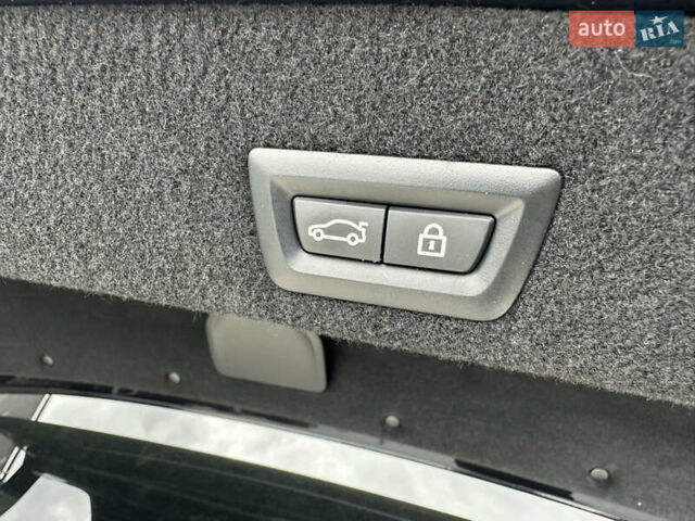 Черный БМВ 7 Серия, объемом двигателя 6.59 л и пробегом 62 тыс. км за 72999 $, фото 45 на Automoto.ua