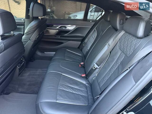 Черный БМВ 7 Серия, объемом двигателя 4.39 л и пробегом 122 тыс. км за 56999 $, фото 52 на Automoto.ua