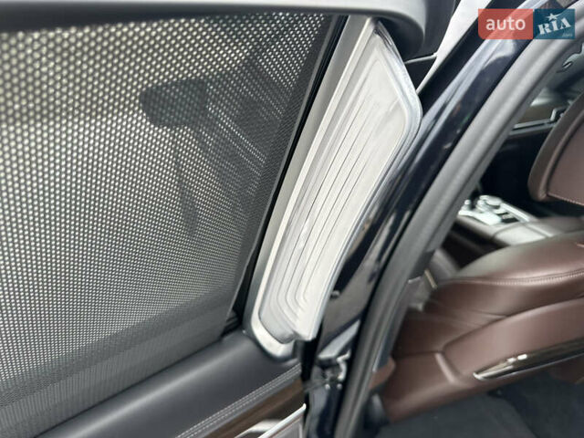 Черный БМВ 7 Серия, объемом двигателя 6.59 л и пробегом 62 тыс. км за 72999 $, фото 22 на Automoto.ua