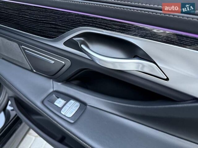 Черный БМВ 7 Серия, объемом двигателя 4.39 л и пробегом 122 тыс. км за 56999 $, фото 62 на Automoto.ua