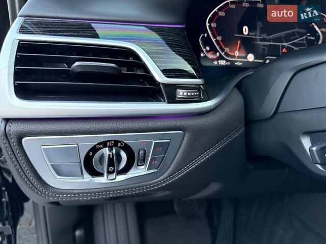 Черный БМВ 7 Серия, объемом двигателя 4.39 л и пробегом 122 тыс. км за 56999 $, фото 97 на Automoto.ua