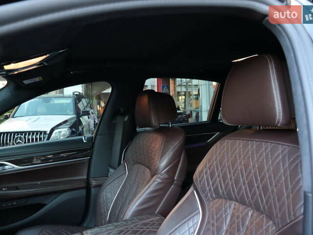 Черный БМВ 7 Серия, объемом двигателя 3 л и пробегом 119 тыс. км за 66900 $, фото 16 на Automoto.ua