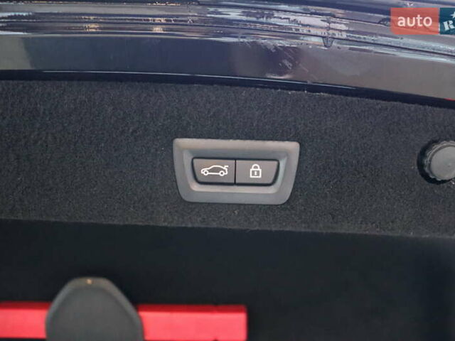 Черный БМВ 7 Серия, объемом двигателя 3 л и пробегом 119 тыс. км за 66900 $, фото 63 на Automoto.ua