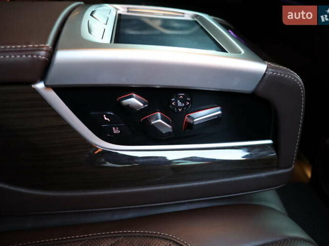 Черный БМВ 7 Серия, объемом двигателя 3 л и пробегом 119 тыс. км за 66900 $, фото 55 на Automoto.ua