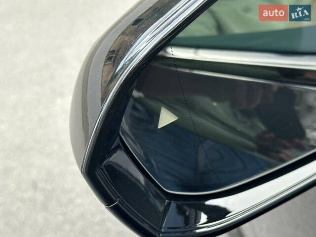 Черный БМВ 7 Серия, объемом двигателя 4.39 л и пробегом 50 тыс. км за 155000 $, фото 30 на Automoto.ua