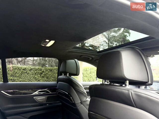 Чорний БМВ 7 Серія, об'ємом двигуна 2.99 л та пробігом 50 тис. км за 76600 $, фото 15 на Automoto.ua