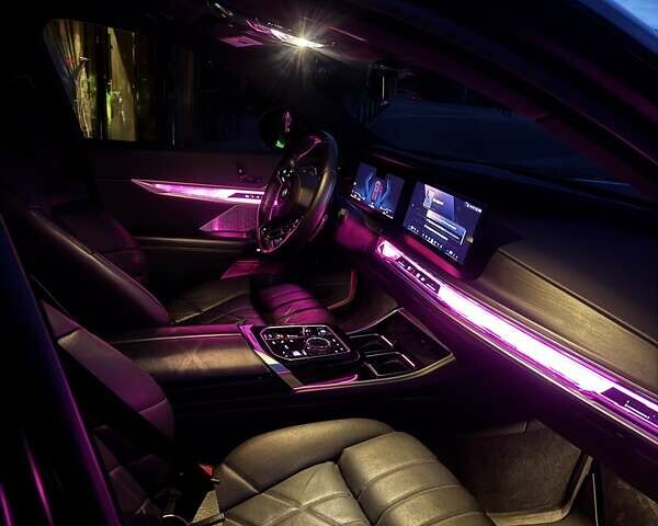 Черный БМВ 7 Серия, объемом двигателя 4.39 л и пробегом 35 тыс. км за 129999 $, фото 8 на Automoto.ua