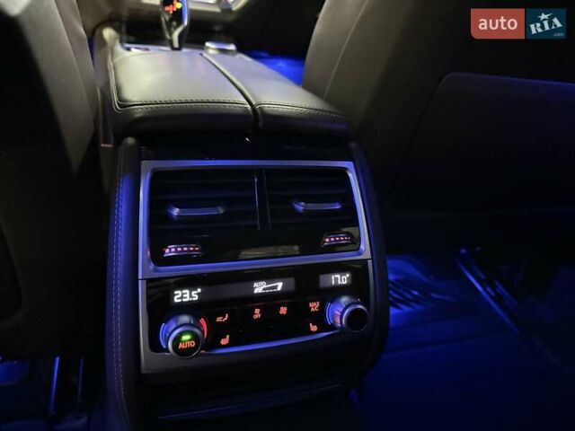 Чорний БМВ 7 Серія, об'ємом двигуна 2.99 л та пробігом 29 тис. км за 83900 $, фото 57 на Automoto.ua