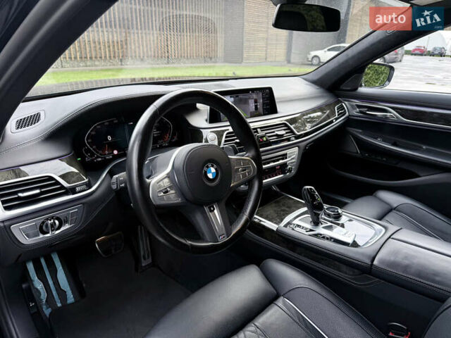 Чорний БМВ 7 Серія, об'ємом двигуна 2.99 л та пробігом 50 тис. км за 76600 $, фото 18 на Automoto.ua