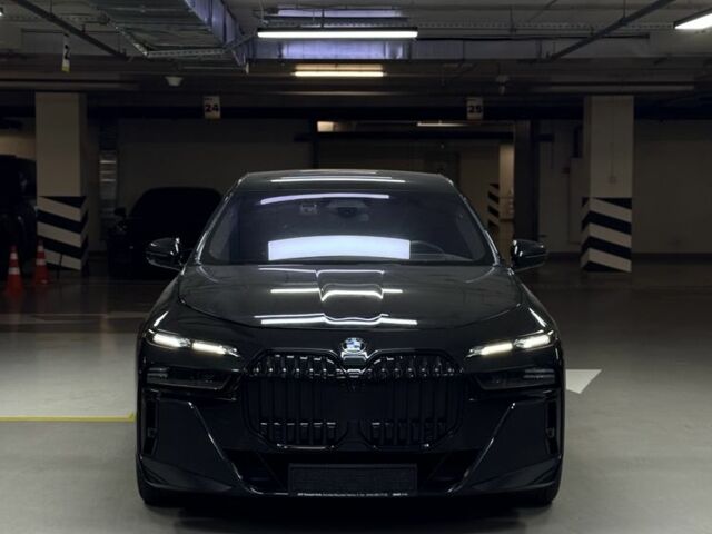 Чорний БМВ 7 Серія, об'ємом двигуна 4.4 л та пробігом 50 тис. км за 153000 $, фото 1 на Automoto.ua