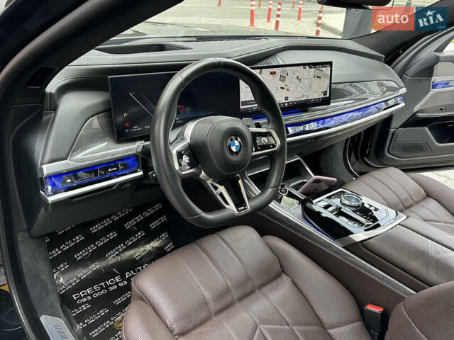 Черный БМВ 7 Серия, объемом двигателя 4.39 л и пробегом 50 тыс. км за 153000 $, фото 41 на Automoto.ua