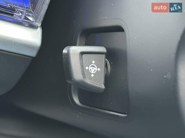 Черный БМВ 7 Серия, объемом двигателя 4.39 л и пробегом 50 тыс. км за 153000 $, фото 72 на Automoto.ua