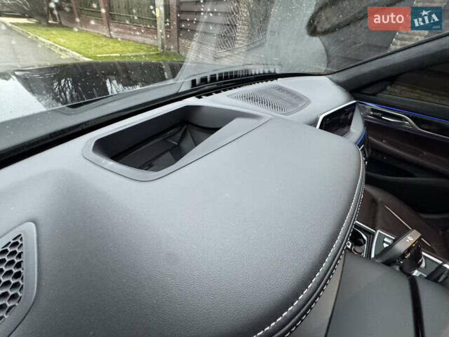 Черный БМВ 7 Серия, объемом двигателя 2.99 л и пробегом 22 тыс. км за 83900 $, фото 23 на Automoto.ua